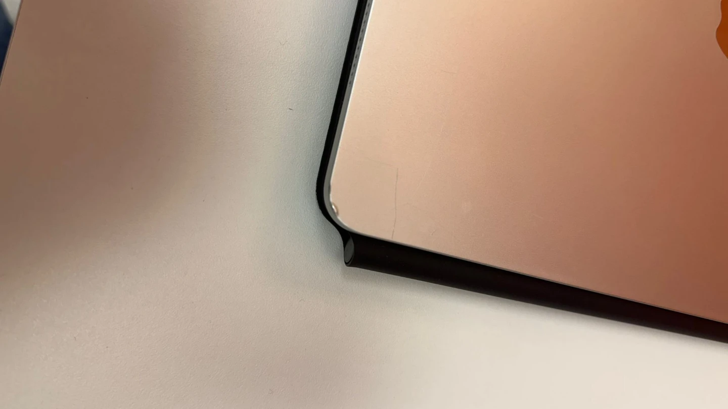 iPad Pro 12.9” 5th Gen 128GB – Keyboard Case – 6 Months Warranty - photo 4