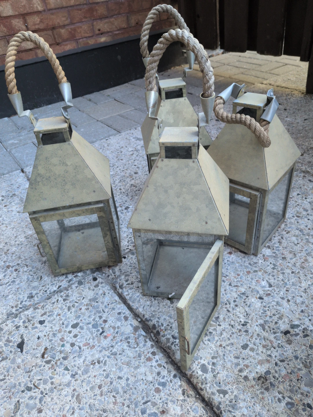 Set of 4 Decorative Lanterns with Rope Handles