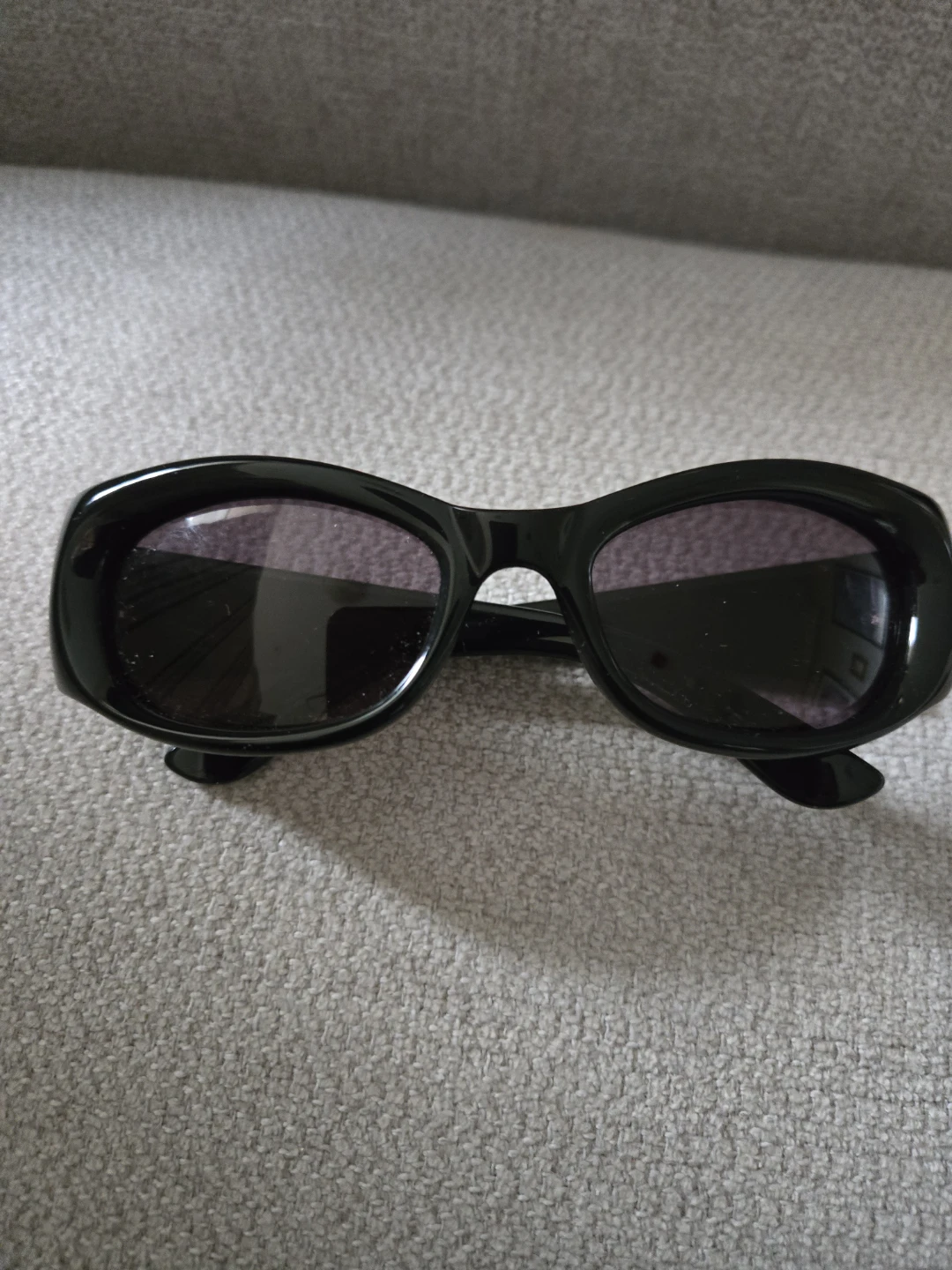 Gucci Sunglasses with Case