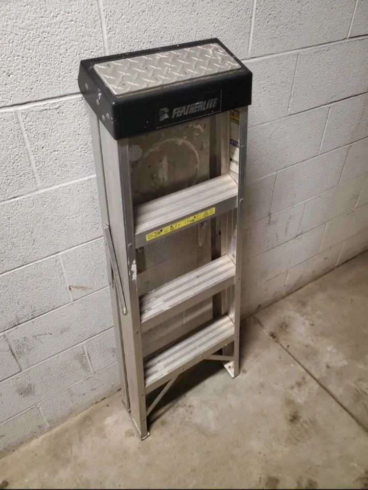 Featherlite Aluminum Multi-Position Ladder