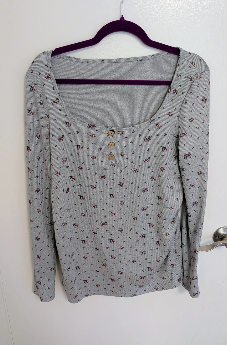 Grey Floral Long Sleeve Top - Women's Size Large