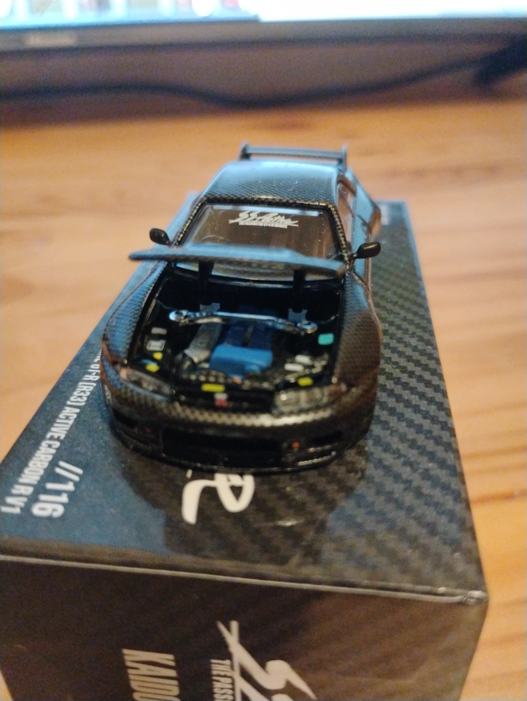 Kaido House Mini GT 1/116 Nissan  GT-R (R33) Active Carbon - photo 2