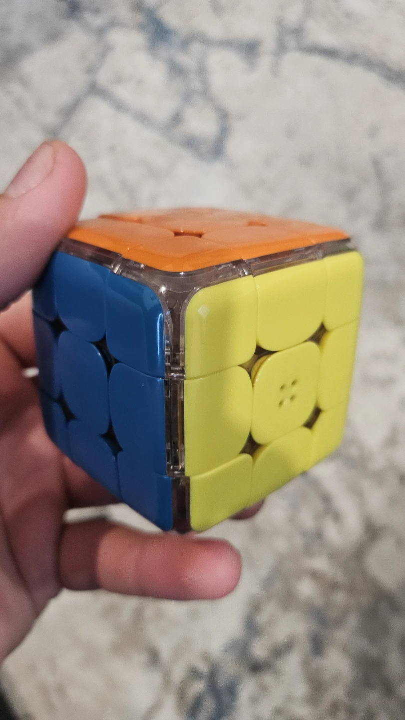 GoCube Smart Cube with Charging Stand - photo 2