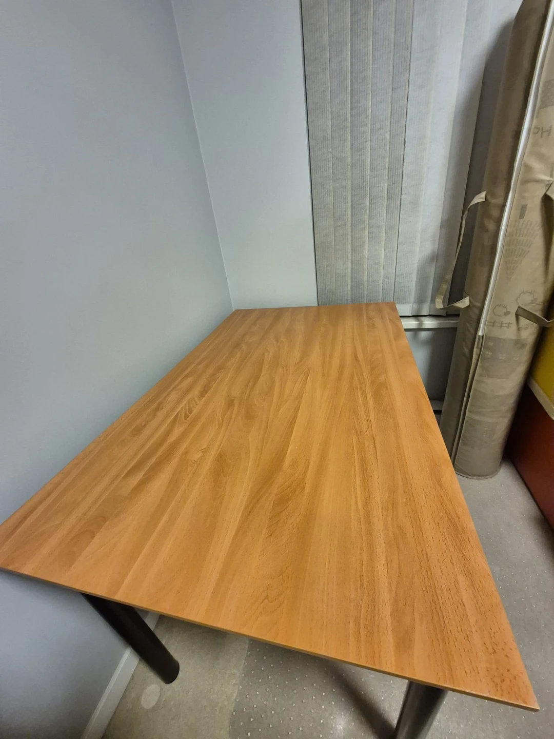 Dining Table with Black Metal Legs