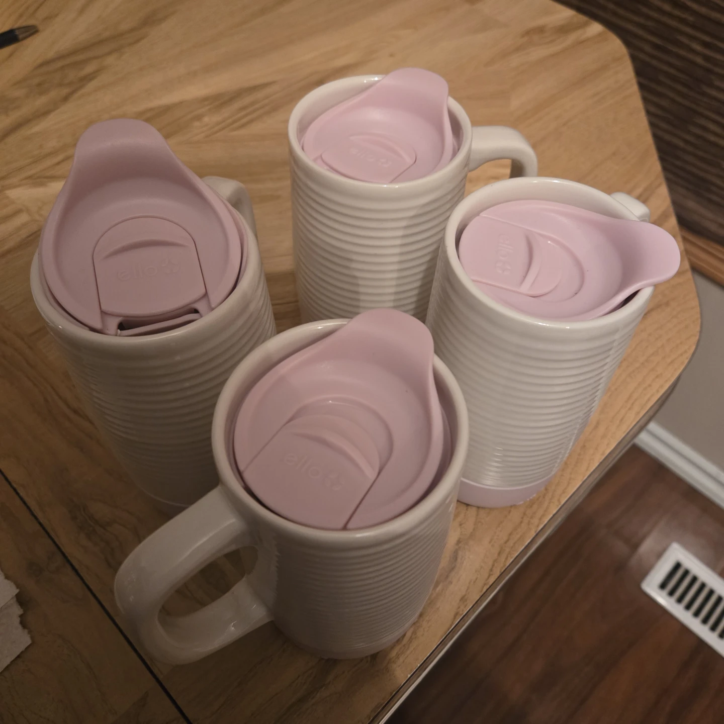 Ello Ceramic Mugs with Lids (Set of 4)