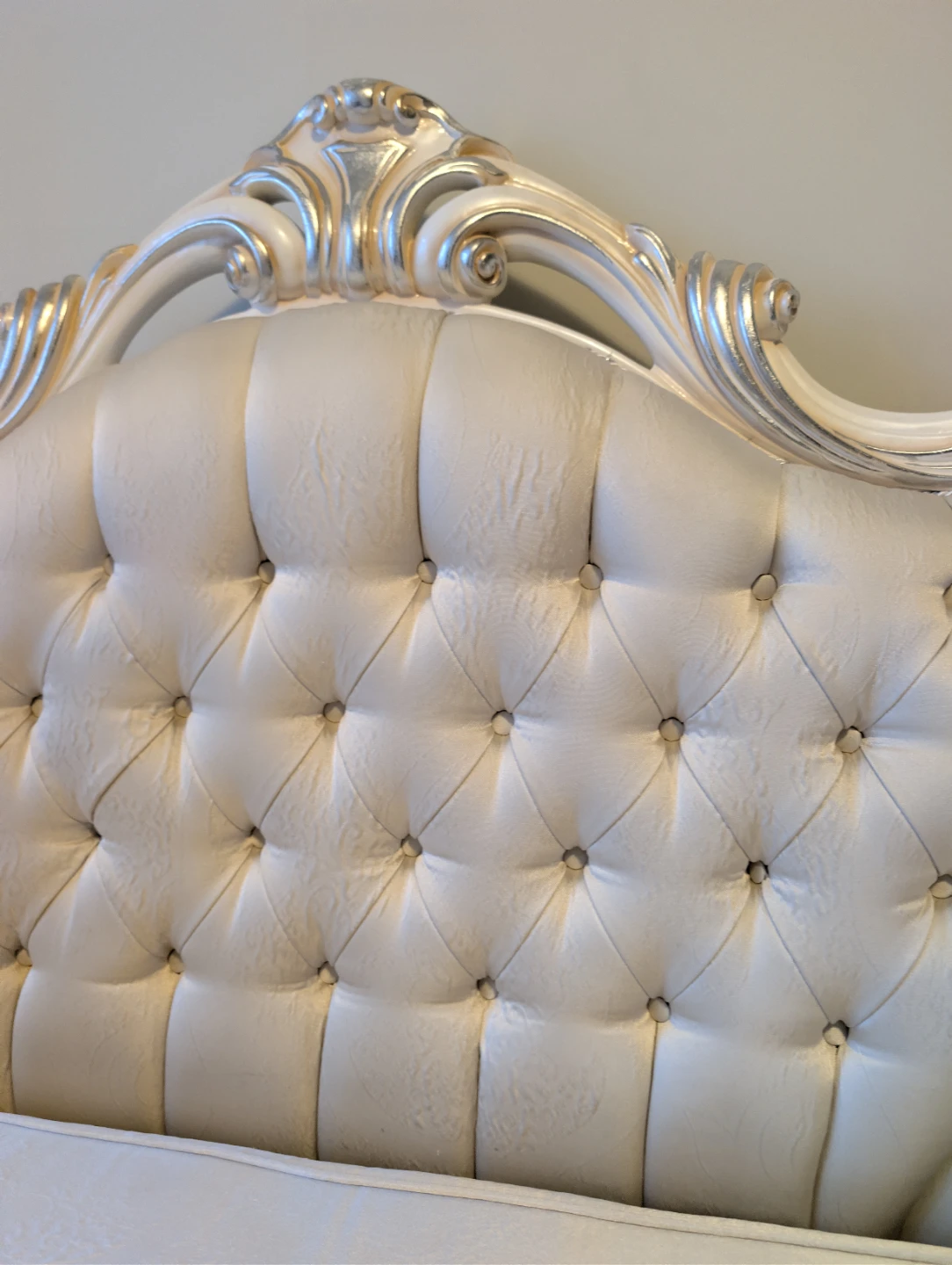Victorian Style Sofa with Tufted Back and Floral Pillows - photo 2