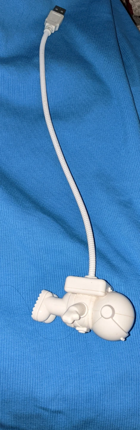 White Astronaut USB LED Light/Night Light - photo 2