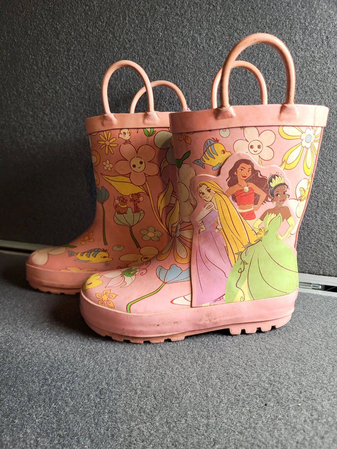 Disney Princess Rain Boots - Size 9/10 - photo 2