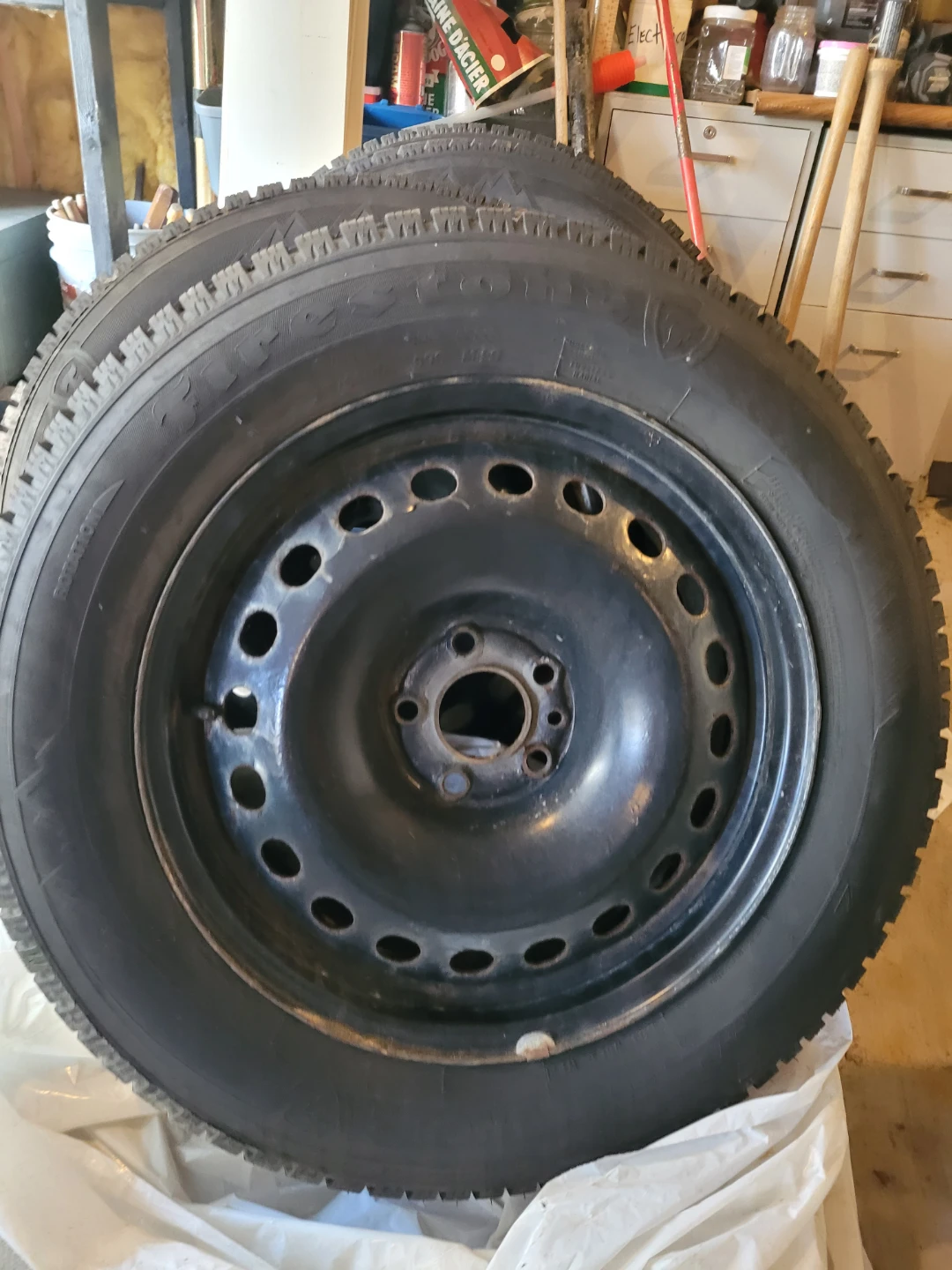 Set of 4 studded Winter Tires on Rims - photo 2