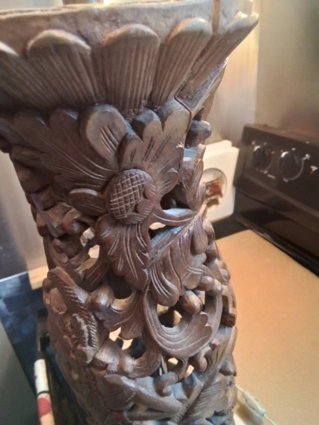 Vintage Balinese Wooden Carved Base Lamp 33" - photo 3