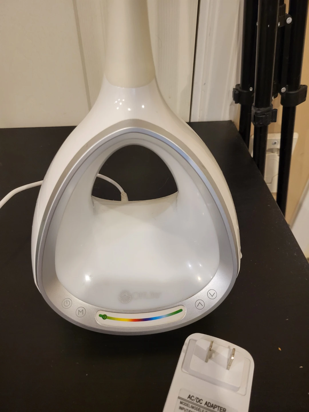 AuraGlow LED Lamp with Color Changing Base - photo 2