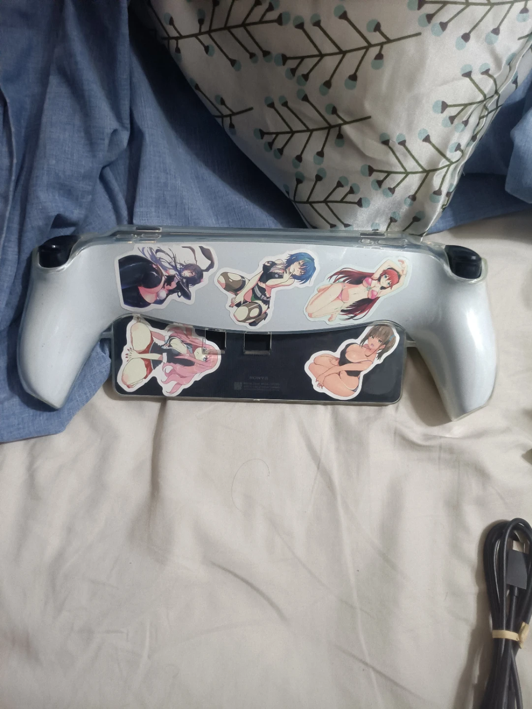 new ps portal with case screen protector stand etc - photo 5