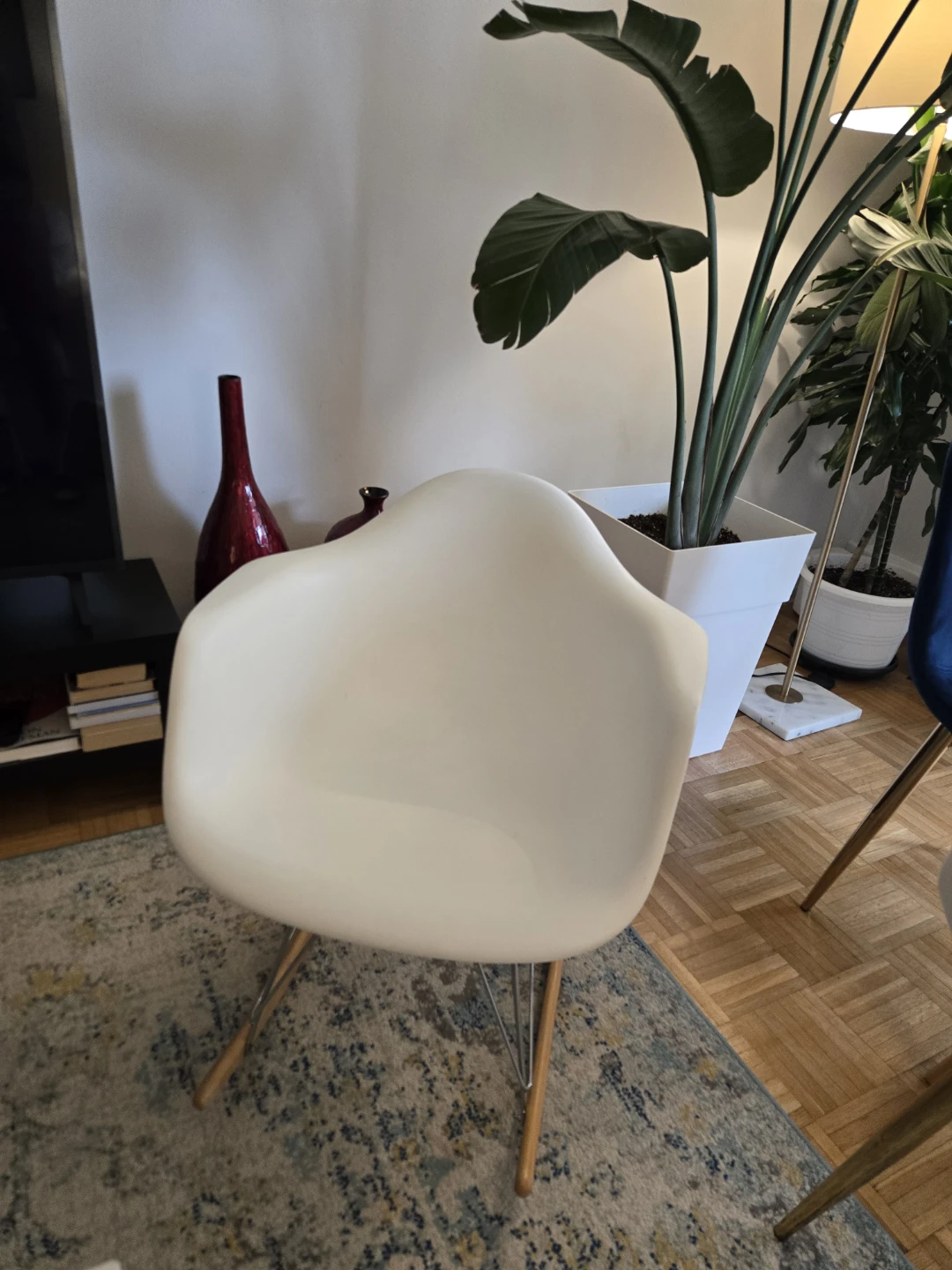 White Rocker Chair with Wood and Metal Base - photo 2