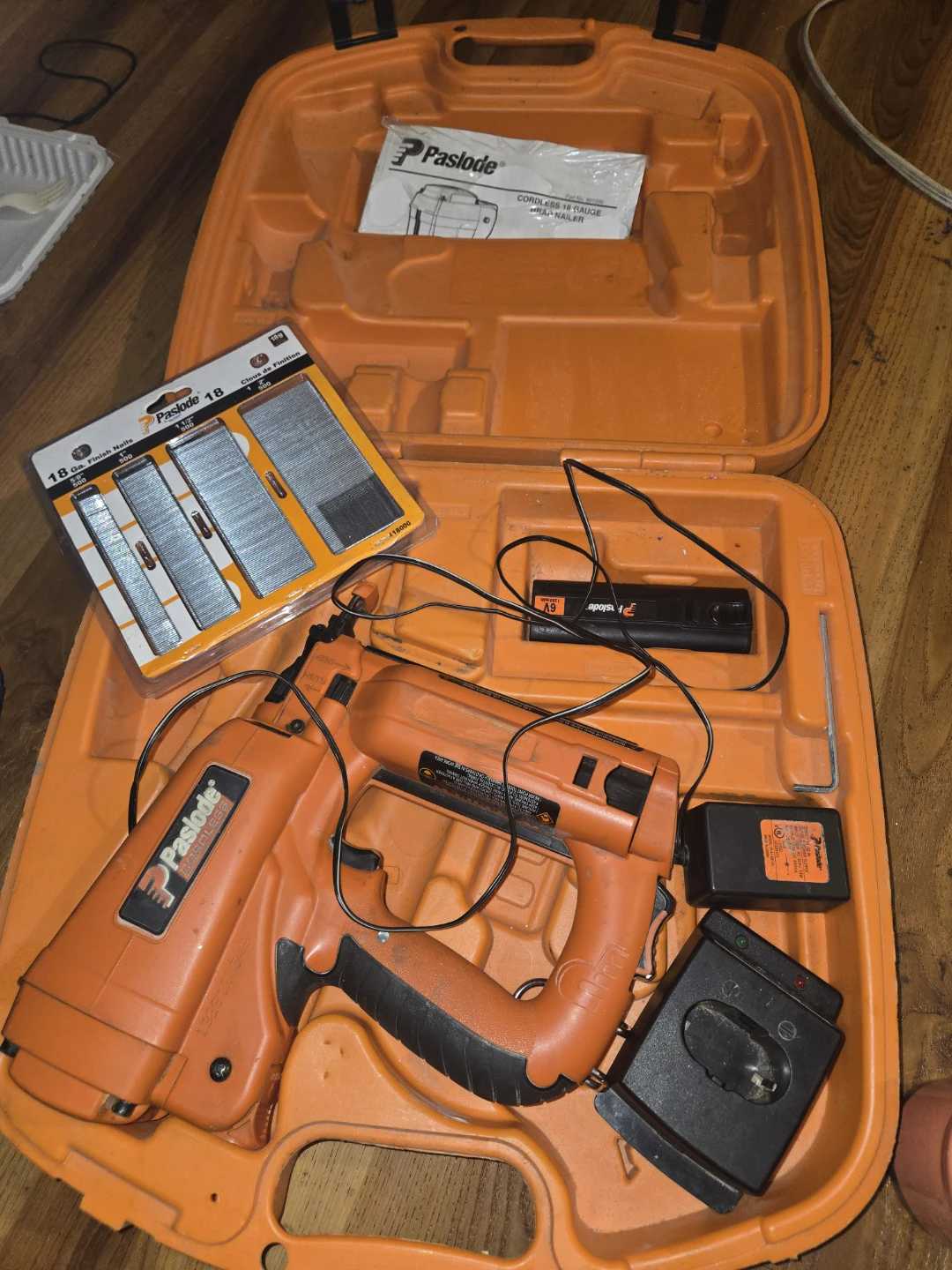 Paslode Cordless 18 Gauge Brad Nailer with Nails