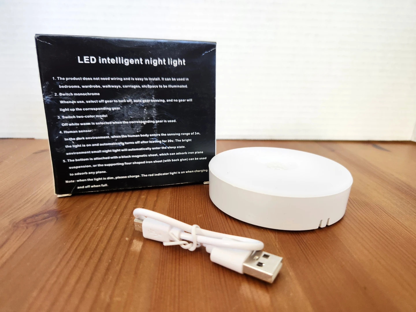 NEW ~ LED Intelligent Night Light with USB Cable