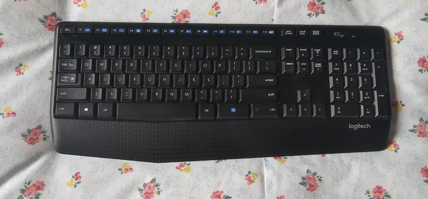 Logitech Wireless Keyboard and Mouse Combo MK270 - photo 2