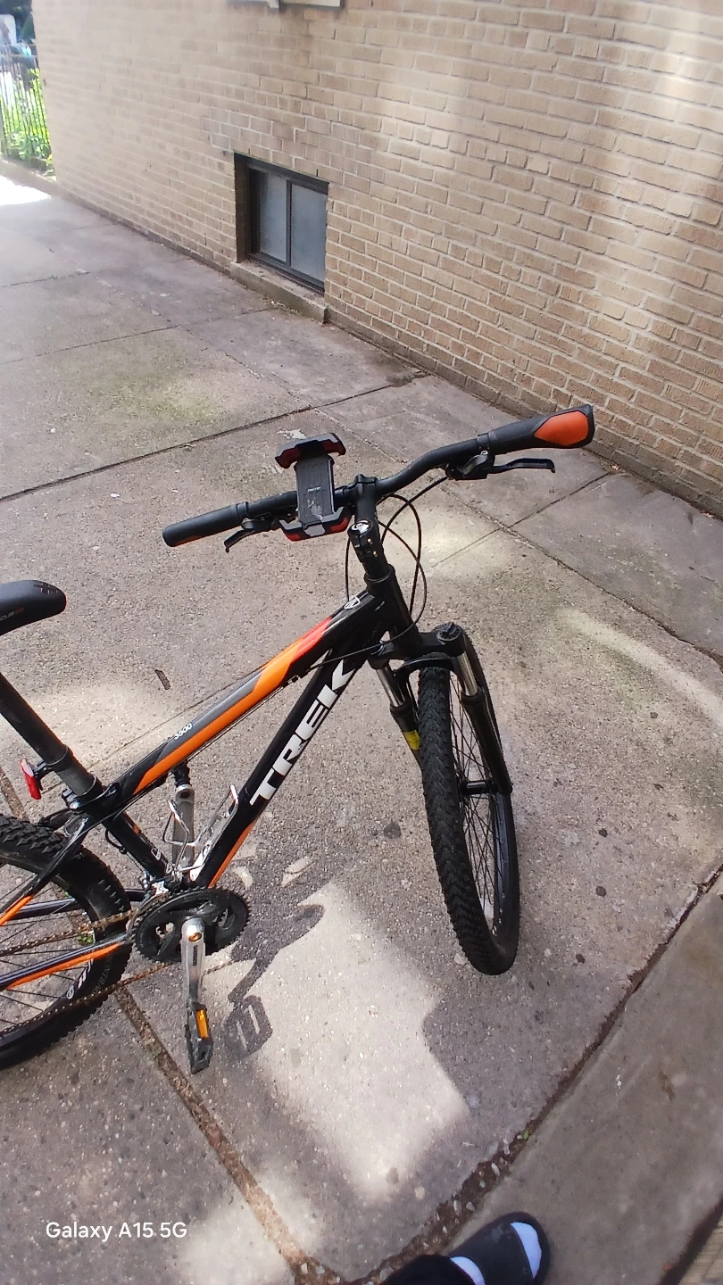 Trek Mountain Bike - photo 4
