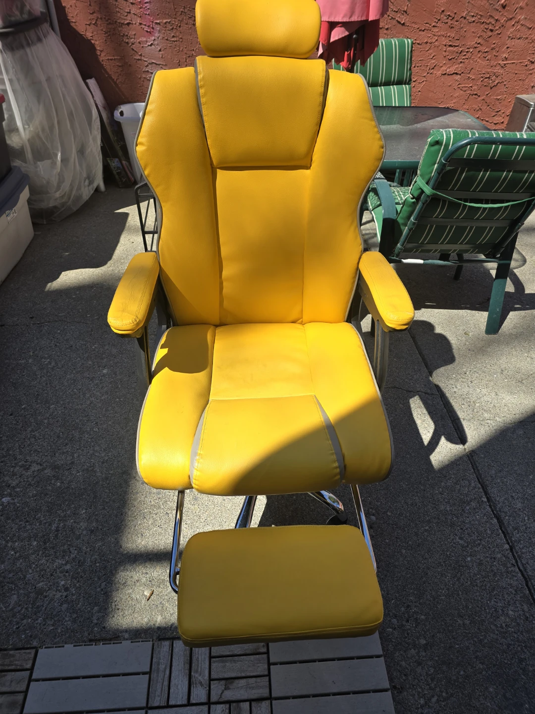 Gaming chair