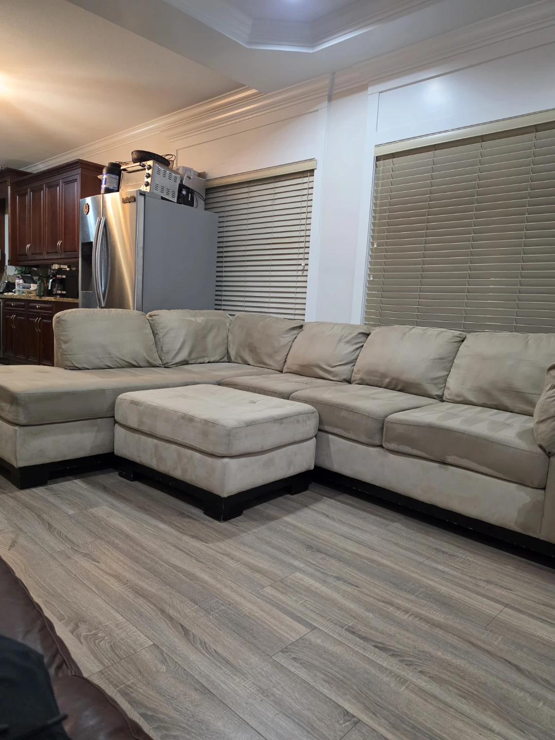 Large Sectional Sofa + Ottoman (10+ Feet) - Deep Cleaned! - photo 3