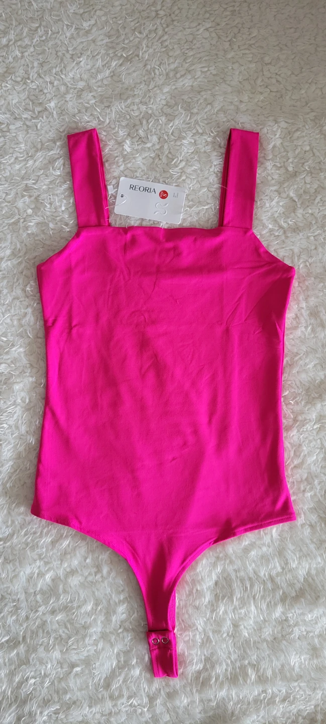 BNWT Pink Square Neck Tank Bodysuit - Small