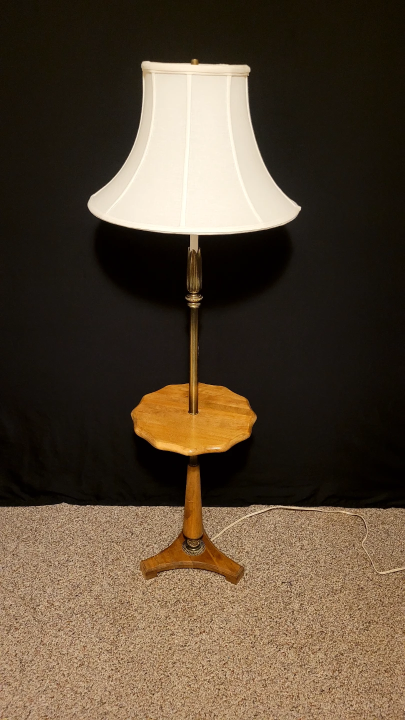 Vintage Floor Lamp w/ Table