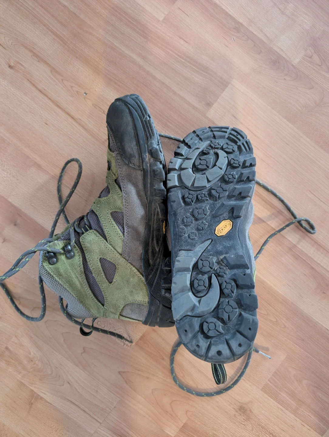 Hiking Boots - Green/Grey