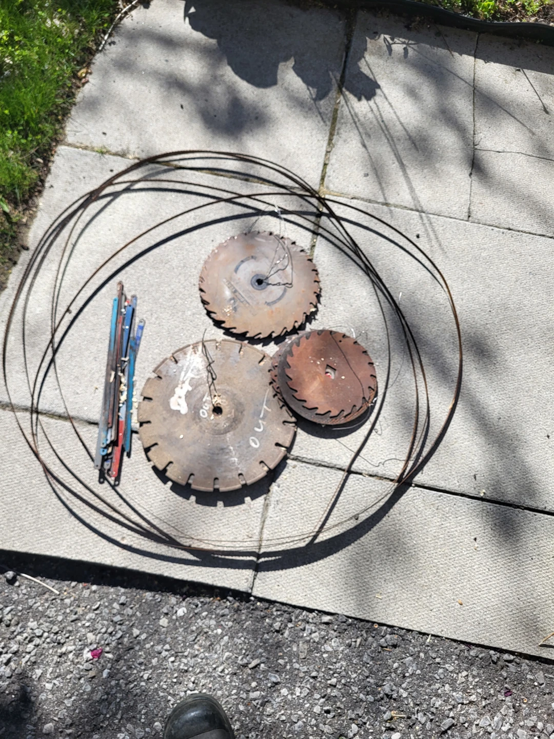 Used Saw Blades Tool: bandsaw, hack saw, circular saw