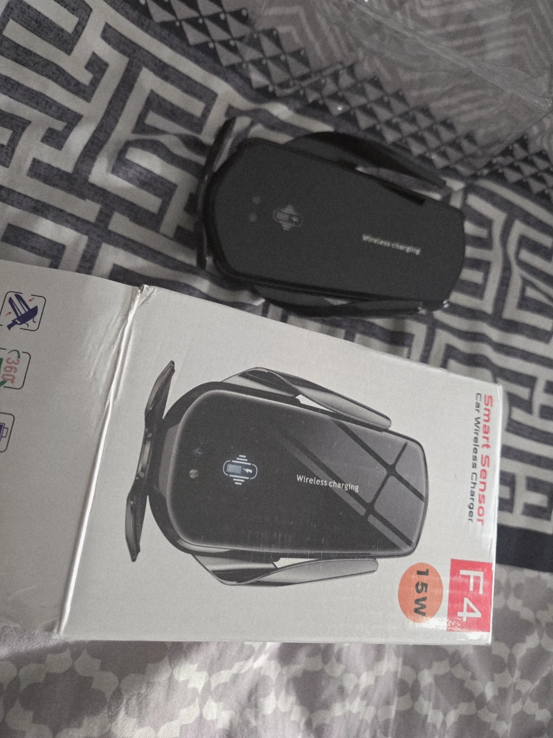 Smart Sensor F4 Car Wireless Charger 15W