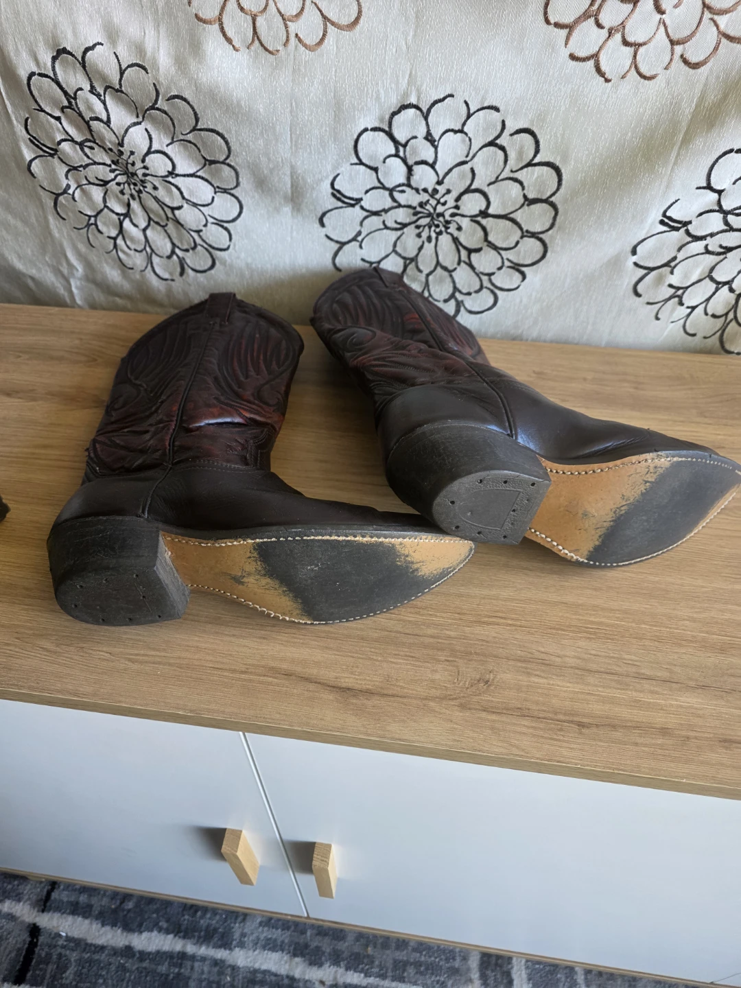 Men's Cowboy Boots - Size 8.5 - photo 3