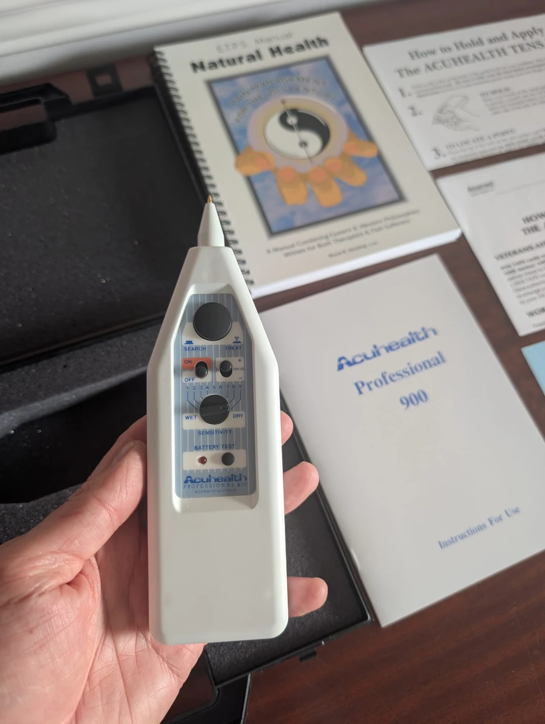 Acuhealth Professional 900 TENS Unit with Manuals