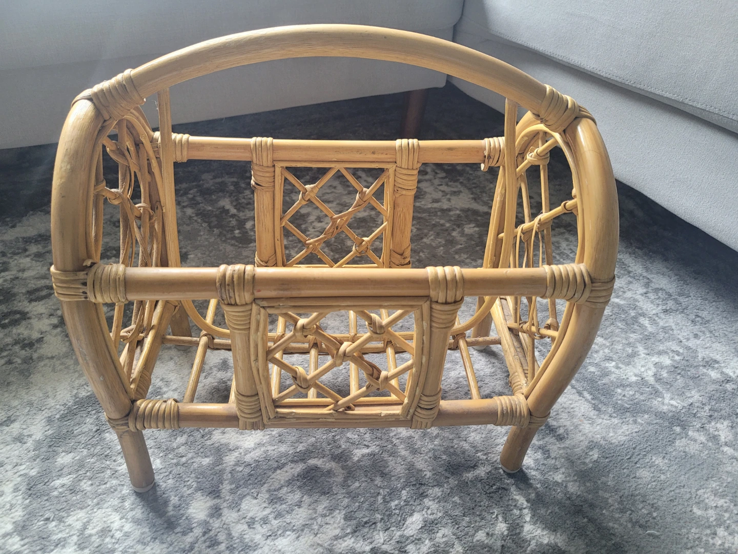 Wicker Magazine Rack