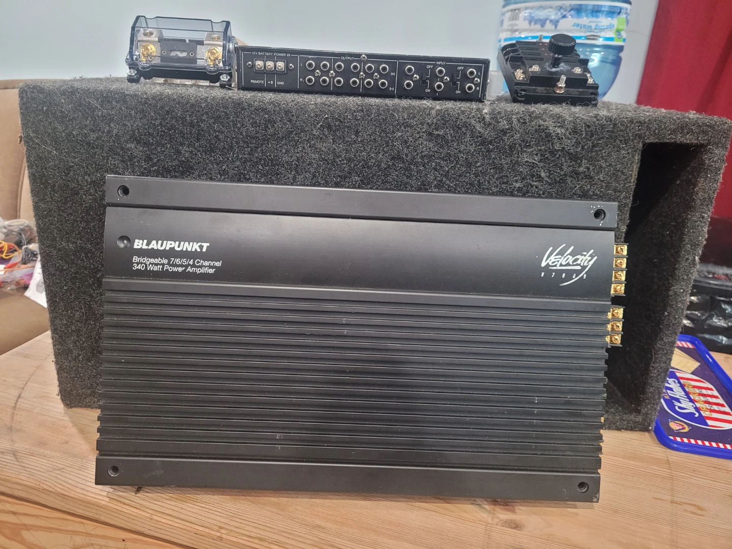 Blaupunkt Velocity 340 Watt 7/6/5/4 Channel Power Amplifier - photo 2