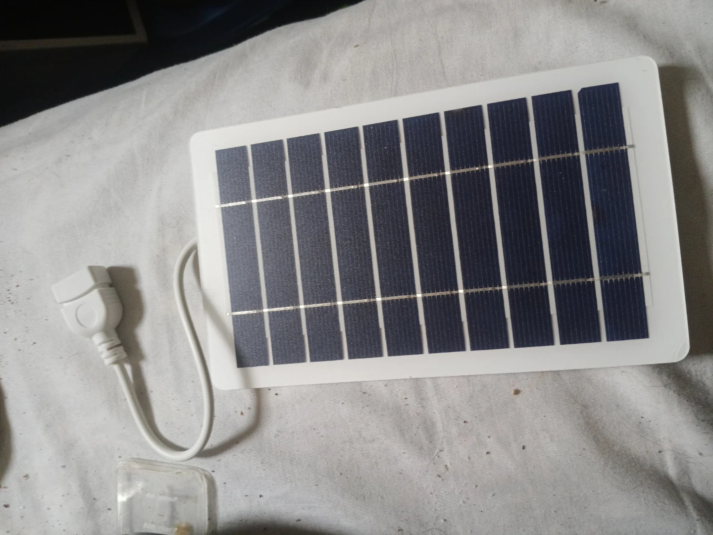 Mini Solar Panel Charger with USB - photo 2