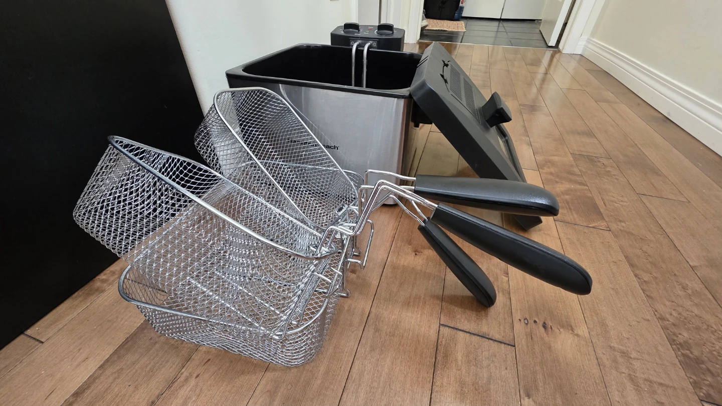Hamilton Beach Stainless Steel Deep Fryer with Baskets - photo 3