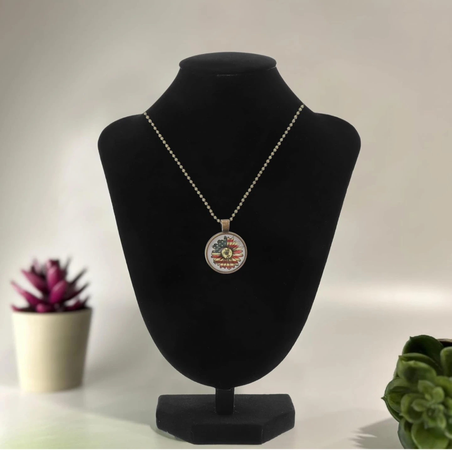 Brand New: Necklace stand
