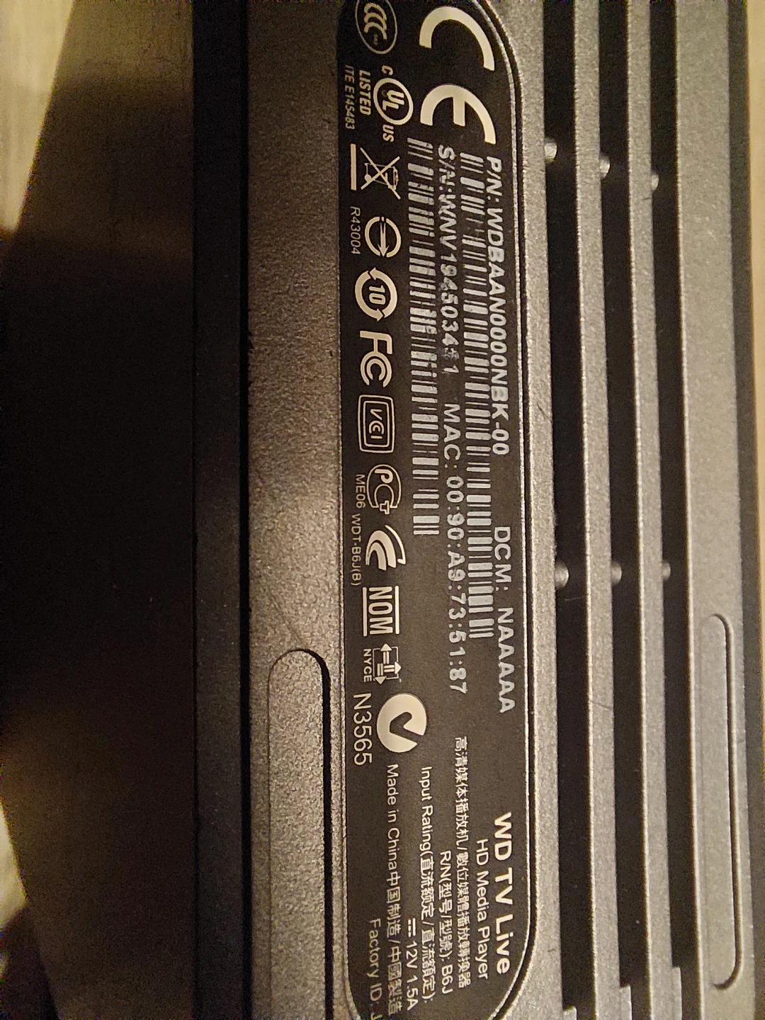 WD TV Live HD Media Player with Remote and Power Adapter - photo 2