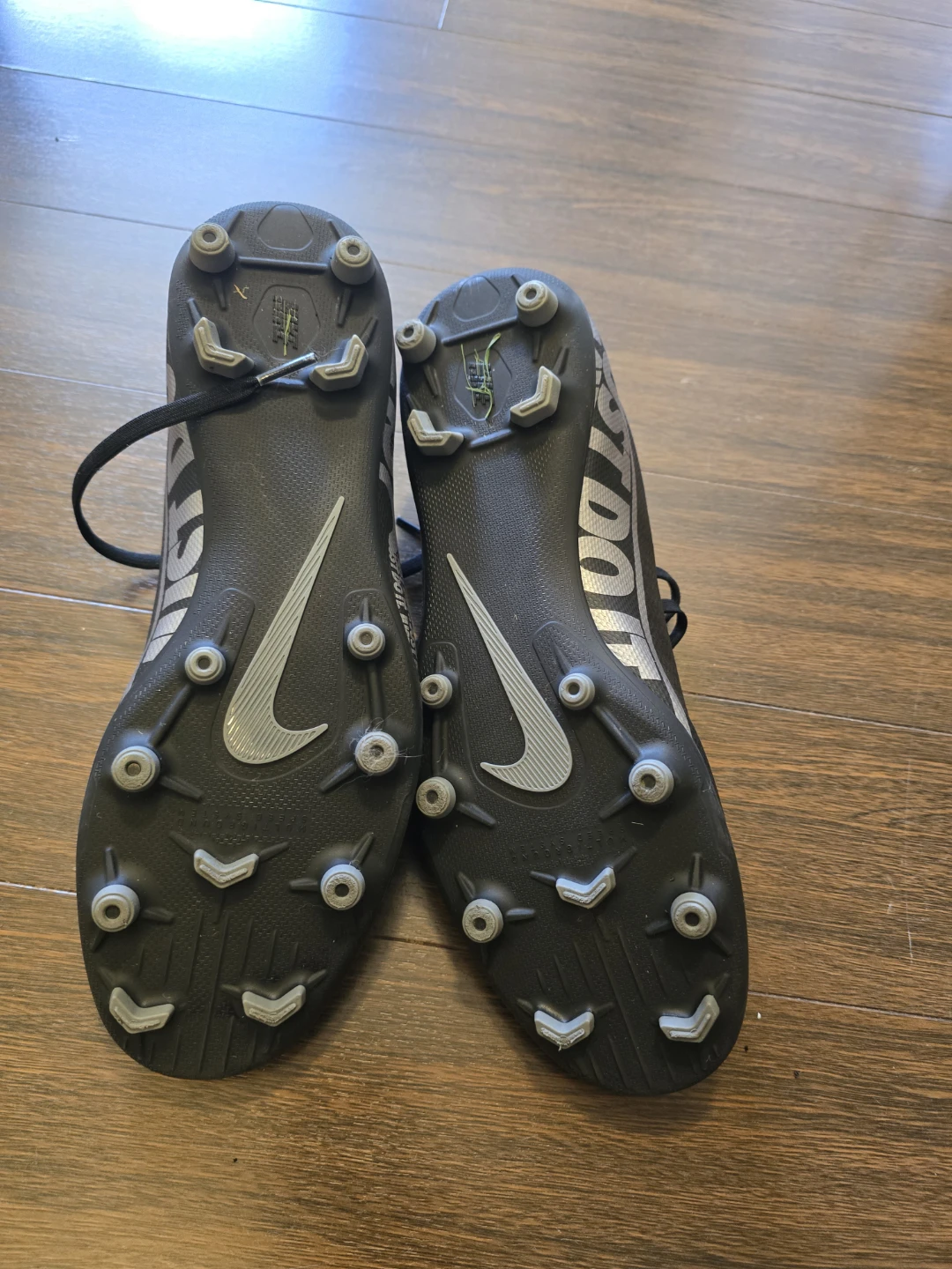 Nike Mercurial Football Cleats - photo 2