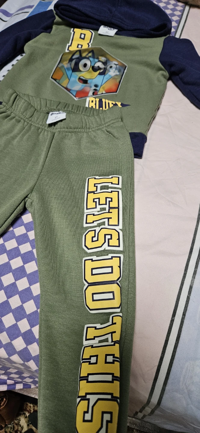 Bluey 3T Hoodie and Pants Set - photo 3