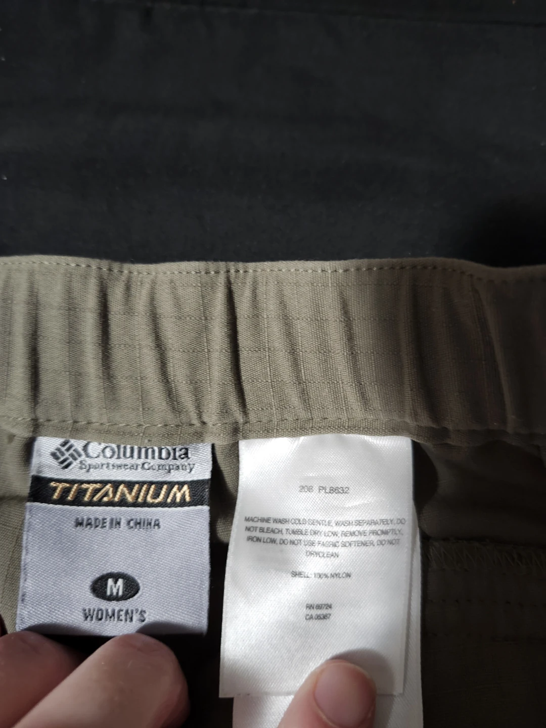 $20 women columbia pants (M) - photo 2