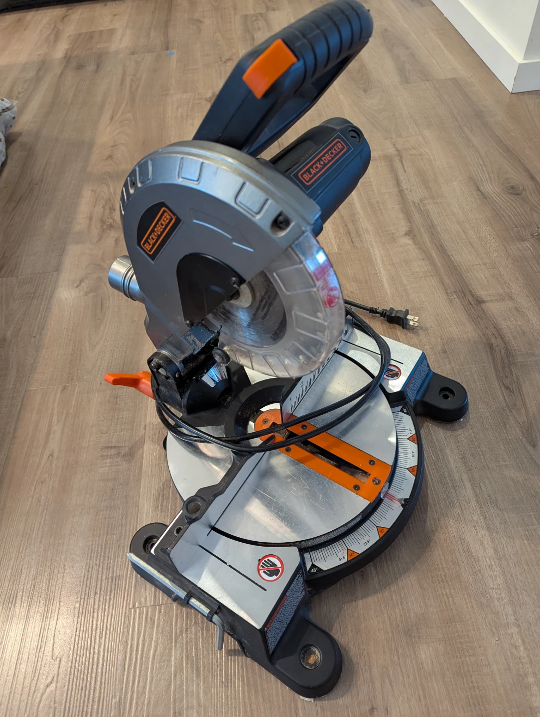 Black+Decker Sliding Miter Saw