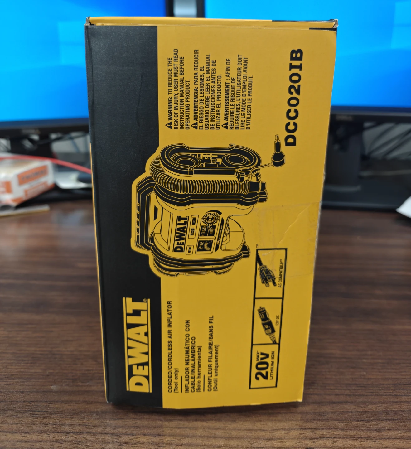 DeWalt 20V MAX Cordless/Corded Air Inflator DCC020IB - photo 2