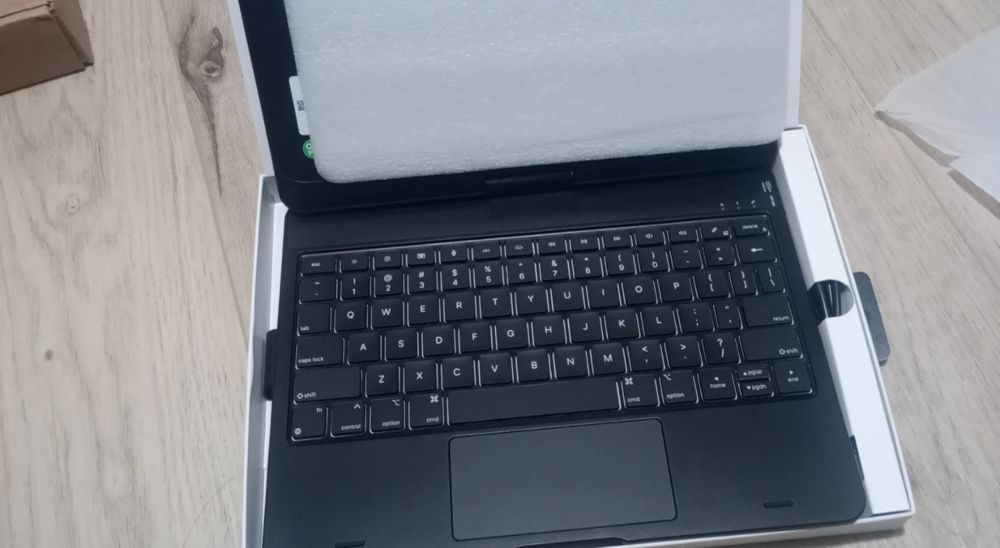 Typecase Flexbook Wireless Keyboard Case -iPad Pro 11 - photo 2