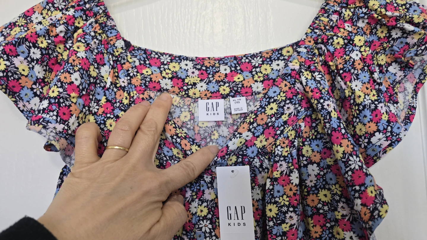 New Gap Girls Floral Flutter Sleeve Top - XL (12y) - photo 2