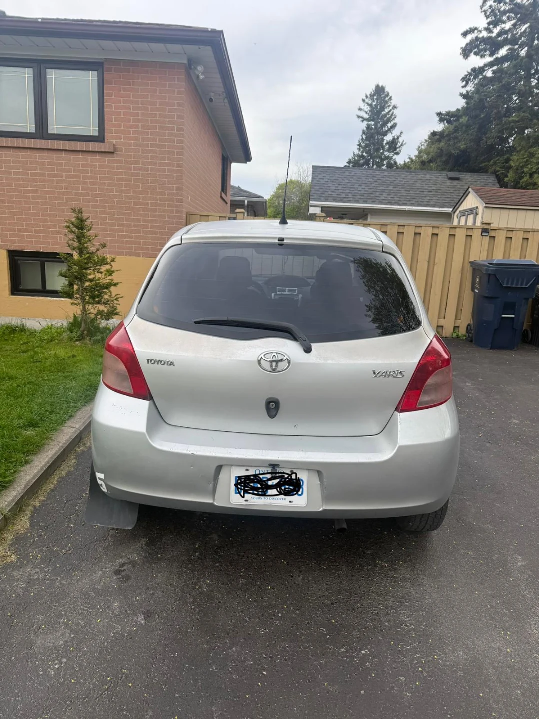 2008 Toyota Yaris Silver