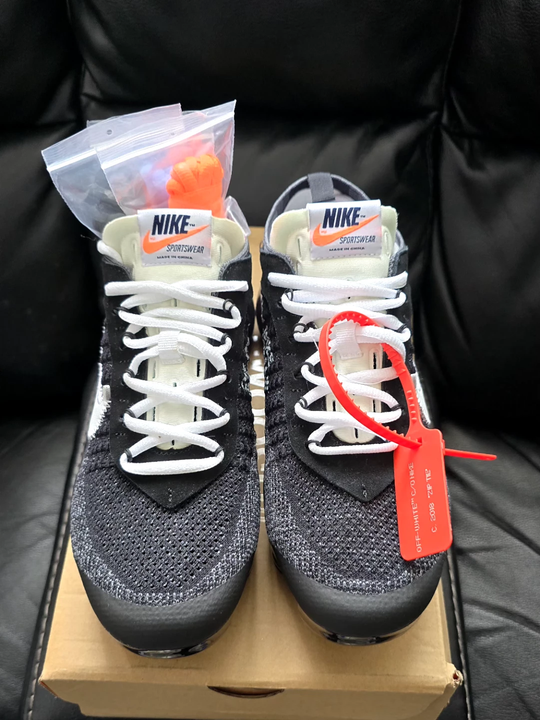 Brand new Vapormax Off White flyknit for sale - photo 3
