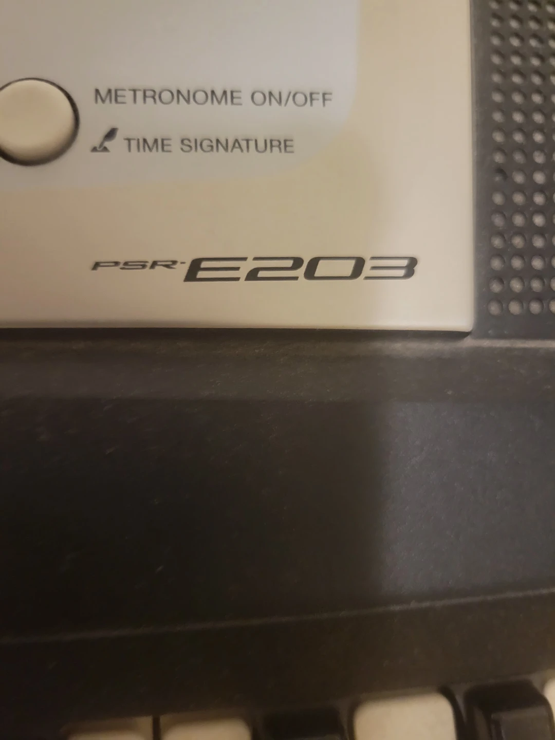 Yamaha PSR-E203 Portable Electronic Keyboard - photo 2