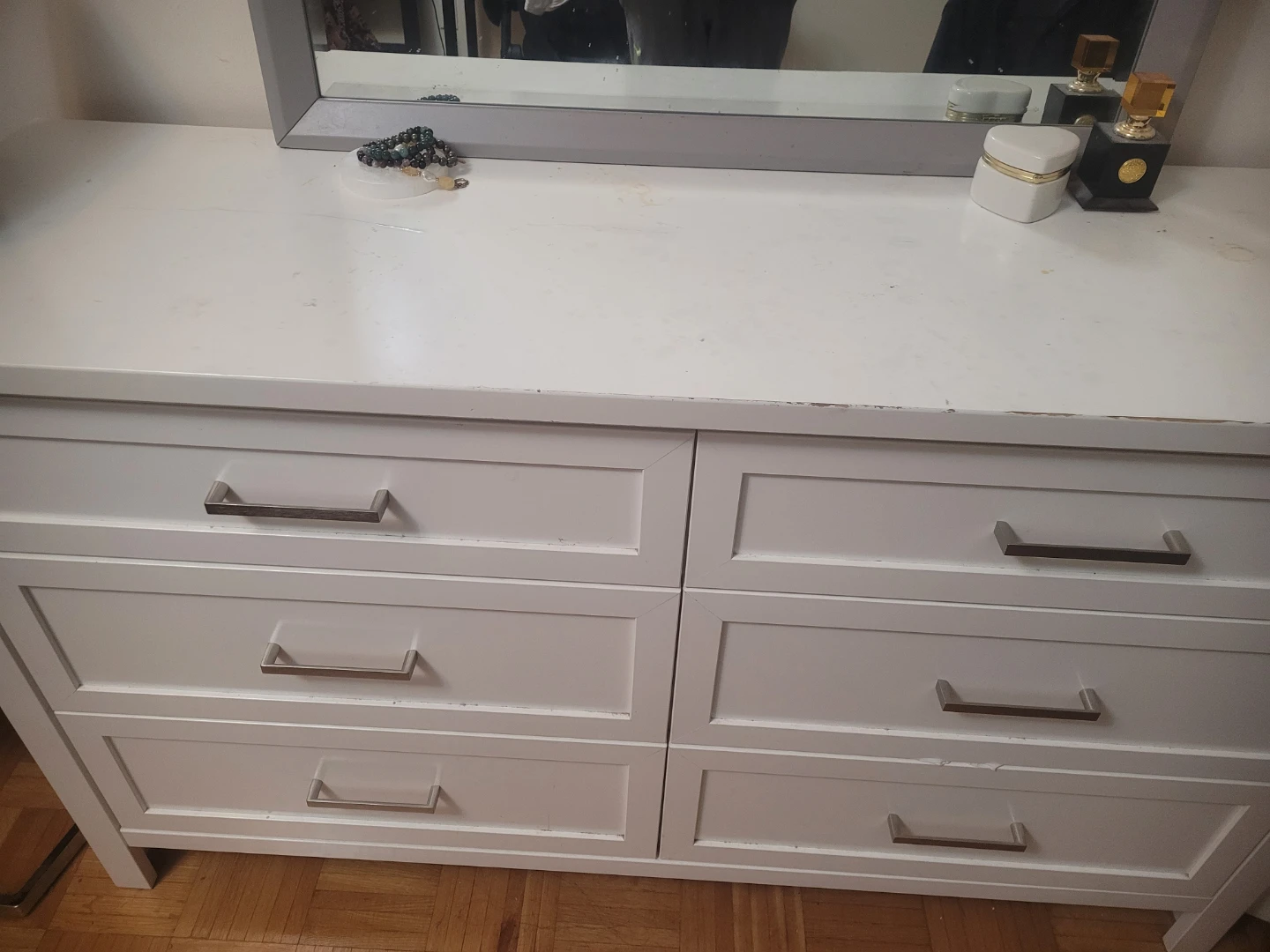 White 6-Drawer Dresser - photo 2