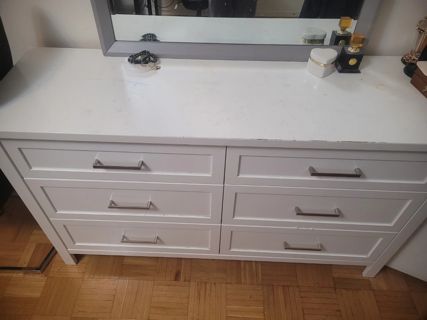 White 6-Drawer Dresser - photo 3