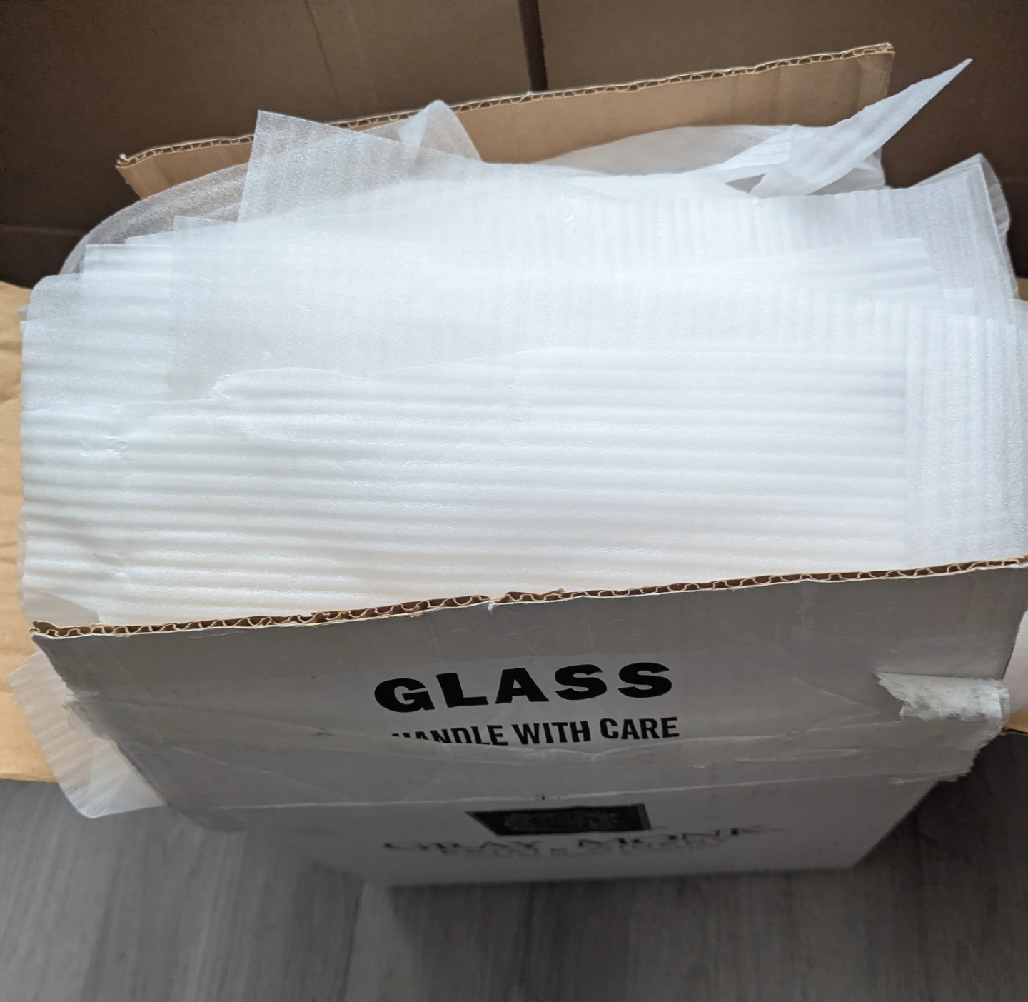 Moving boxes and packing materials - photo 2