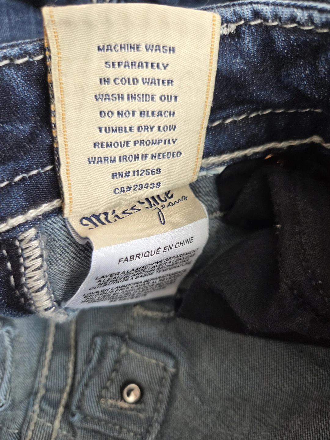 Miss Me Jeans Women's Denim Shorts Size 27 - photo 4